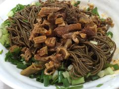 -崇州余荞面(落虹桥店)