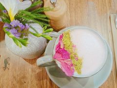 -FLOVIE FLORIST CAFE