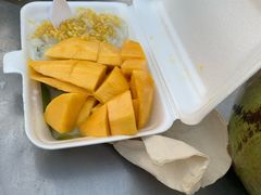 -芒果糯米饭摊子