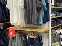 -优衣库(郑州丹尼斯大卫城店)