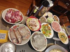 -沸炉重庆老火锅(军事博物馆店)
