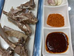 -三江源美食城