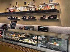 -星巴克臻选(上海合生汇1F店)