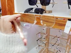 -沪睛眼镜蔡司官方授权店(金桥佳林路店)