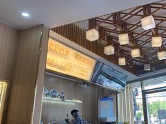 -霸王茶姬(五一路店)