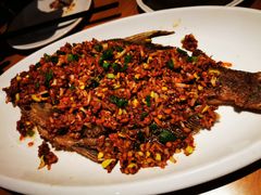 干烧武昌鱼-莲餐厅·湖北菜·藕汤是头牌(愚园路店)