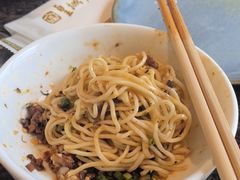 -皇城老妈·大连海鲜火锅(港湾店)