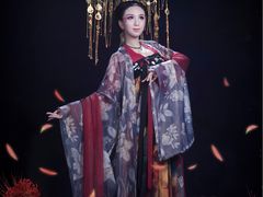 -九月鹰飞汉服摄影工作室
