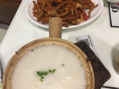 -新大咀港式茶餐厅(宝山万达店)