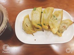-小姜锅贴(凤凰街店)