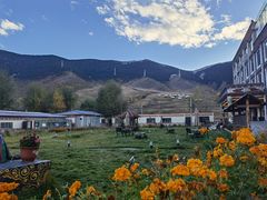 -黑青稞庄园·新式藏餐·牦牛肉汤锅(新都桥店)