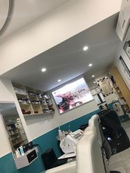 -黑奥秘脱发白发中心