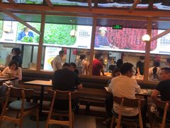 -老乡鸡(上海品尊国际中心店)