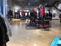 -NIKE品牌体验店(北京蓝色港湾店)