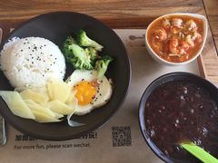 -海盗虾饭·剥好的小龙虾饭(SOHO尚都店)