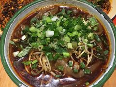 -拈签一笑黄牛肉辣卤串串
