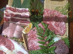 -山川小町·极番烧肉(新地假日广场店)