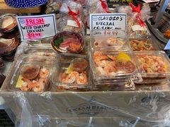 -Seattle Fish Guys