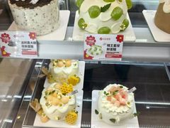 -花花卷卷·鲜食蛋糕(静安久光百货店)