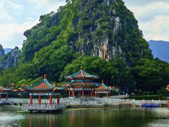 -星湖旅游景区七星岩