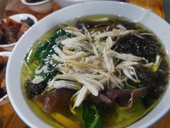生包鸡汁米线-越洋肖氏老米线(杨家坪店)