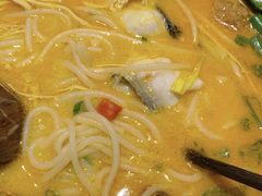 -银米·云南传统过桥米线(双廊黑金冠店)