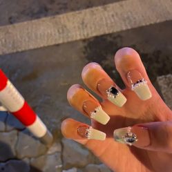 -Fanni美甲美睫皮肤管理