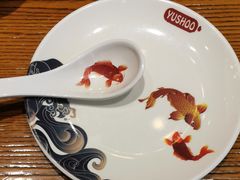 -渝是乎酸菜鱼·川渝小炒(新世界百货望京店)