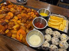 -炸鸡情侣韩式料理(中央大街店)