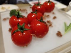 番茄脆菇沙拉-小大董·烤鸭(王府井apm店)