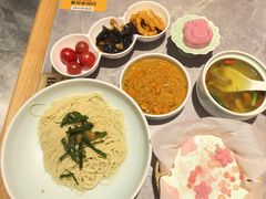 -裕兴记•蟹黄面馆(人民广场店)