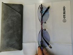 -爱视眸Eyeblling眼镜·依视路·蔡司镜片折扣店(百联南方商城购物中心)