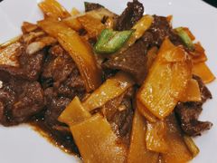 酸笋炒牛肉-美极鲜食坊(宝安南路店)