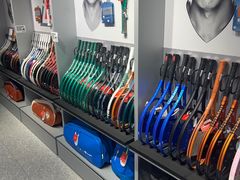 -YONEX苗江运动城(源深店)