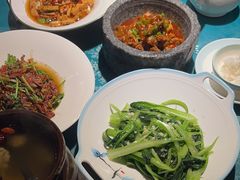 -呷湘厨·鱼汤捞饭·剁椒鱼头·湘菜(国家会展中心店)