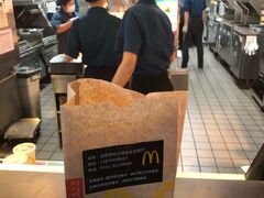 -麦当劳(高铁南站店)