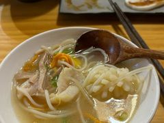 -勺子米线·云南传统小吃市集(四方街店)