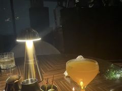 -OZONE 顶楼酒吧(香港丽思卡尔顿酒店)