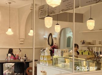 我超爱的蛋糕店开新店了