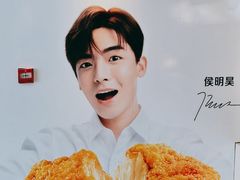 -麦当劳(卫星广场店)