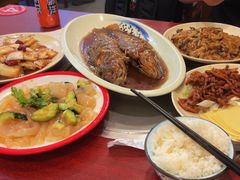 -聚首堂·特色小吃·肘子(什刹海德胜门店)