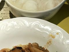 鱼蛋鱼腐河粉-翠华餐厅(湾仔店)