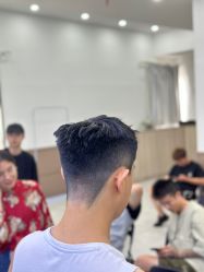 -厘里·salon
