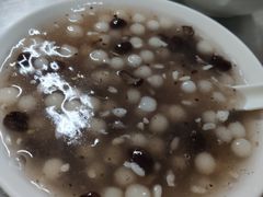 -芳婆糕团店(王府大街店)