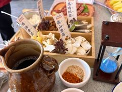 -阿婆情腊排骨火锅(金虹路店)