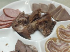 -黄家饺子东北特色菜馆(湖滨商业街店)