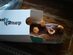 -Dough&Joe团憩(瑞虹天地月亮湾店)