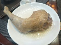 特色岭南鸡腿-煲仔王海鲜酒家