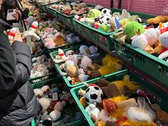 -义乌小商品批发市场(中国小商品城·篁园服装市场店)