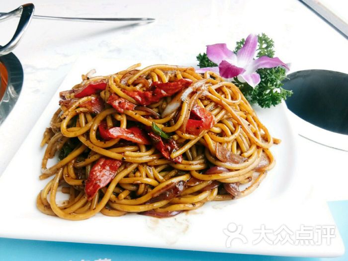 黑胡椒炒意面